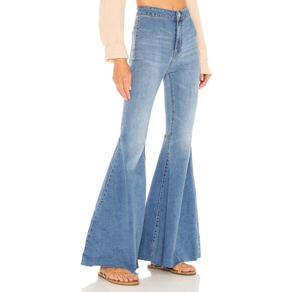 We The‎ Free Just Float On Flared Jeans Womens 24 Blue Medium Wash Denim Boho - Picture 1 of 13